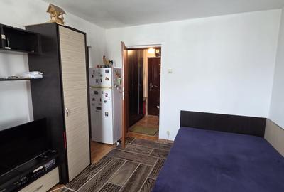 Apartament cu 2 camere semidecomandat în Titan