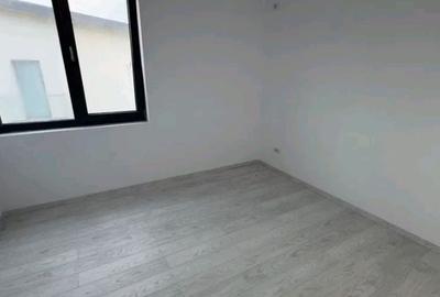 Casa Tip Duplex, 4 Camere , curte - Comuna Pantelimon/Selgros- Comision 0% - 4