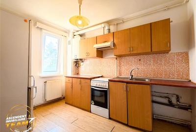 Decomandat pe 3 camere, 2 balcoane, locatie favorabila, Simeria, Sfantu Gheorghe - 3