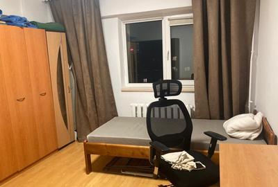 CENTRU CIVIC-apartament 3camere - 8
