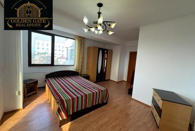 Domenii | 5 Camere | 3 Dormitoare | 3 Bai | 4 Balcoane | Boxa |Parcare - 12