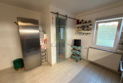 Apartament 2 camere, cartier 1 Mai, zona confecții - 8