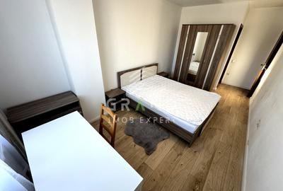 Apartament cu 3 camere semidecomandat, mobilat în Iris