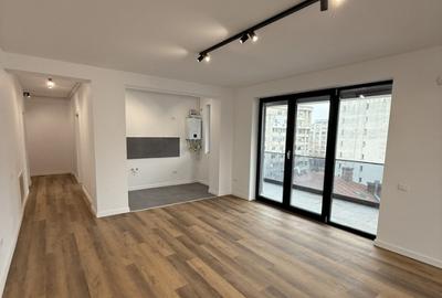 Spațiu comercial, de 76 mp, în Decebal