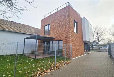 CASA noua stil minimalist 4 camere, carport C.Buziasului - 1