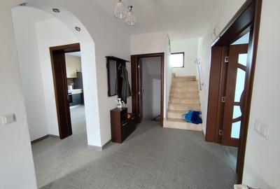 Casa Individuală 4 camere, 160mp + piscina| zona Orizont| - 9