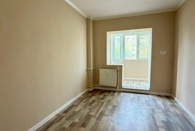 Apartament de vânzare 3 Camere | Apărătorii Patriei – 74 mp - renovat | Metrou - 10