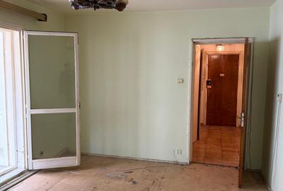 Garsonieră decomandată în Militari