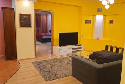 Apartament 3 camere - Ultracentral - zona Peninsula - 1.100 euro/luna (Cod E2) - 3