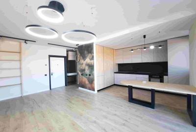 Apartament cu 3 camere decomandat, mobilat în Central