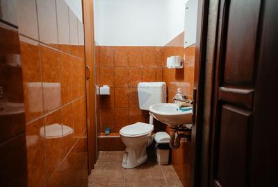 Vilă cu 6 camere, teren de 1000mp, într-un resort montan privat - 52