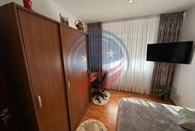 APARTAMENT 3 CAMERE, COMPLET MOBILAT SI UTILAT,  DE VANZARE - 3