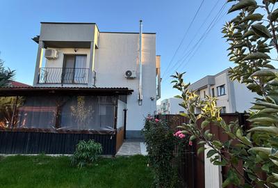 Duplex cu 4 camere în Domnești