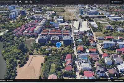 Teren 5500mp  Petrom City / Strada Nuferilor - 1