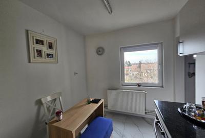 Apartament 3 camere, dec,  2 băi, 2 balcoane, et. 3 din 4, zona Șagului-Steaua - 6