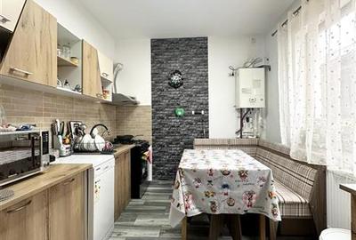 Liniste, Spatiu si Confort - Casa Mobilata si Utilata in Poiana - 9