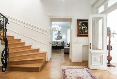 Vila restaurata in cel mai mic detaliu - zona centrala - 1