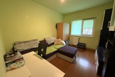 Apartament 3 camere, decomandat, 65 mp utili, mobilat si utilat - Soarelui - 1