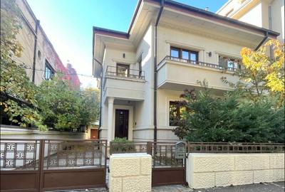 Vila D+P+E+M Kiseleff - 1