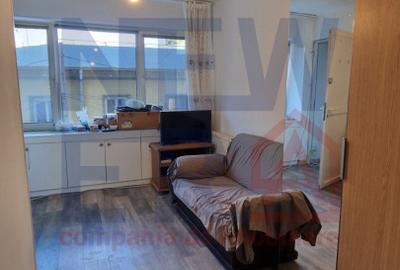Apartament cu 2 camere semidecomandat, mobilat în Regina Elisabeta