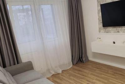 Apartament 2 camere renovat etaj 3 zona metrou Romancierilor - 1