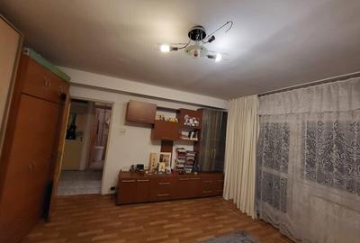 Brancoveanu metrou - Secuilor, garsoniera 40 mp - 2