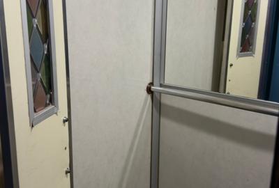 Apartament 2 camere Militari Lujerului, decomandat, contor gaz ! - 12