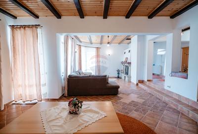 Vilă cu 6 camere, teren de 1000mp, într-un resort montan privat - 22