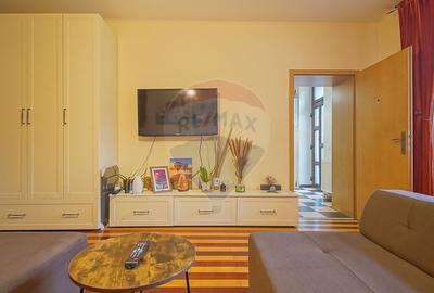 3 camere tip casă, parcare proprie, pod și magazie, Str. Lungă - 6