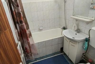 Apartament cu 2 camere - zona Podu Ros - Cantemir - 1