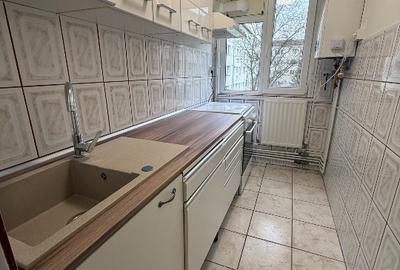 Perana fizica inchiriez ap3 camere ocupabil imediat, zona Calea Girocului - 2