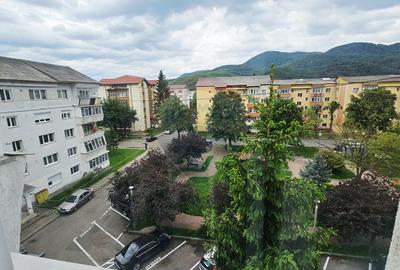 Apartament cu 4 camere de vânzare în zona Maratei - 12