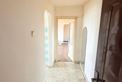 Apartament 3 camere 5/8 la 2 minute de Crangasi - 1