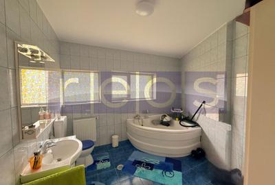 VANZARE VILA LA CHEIE | 280 MP | 1080 MP TEREN | 7 CAMERE | FUNDENI | - 13