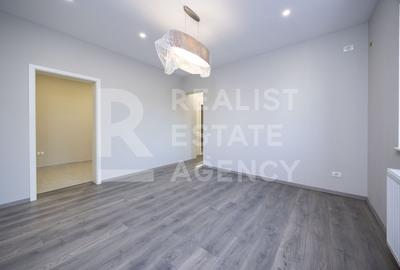 Vilă 8 camere, potrivită pentru birouri, echipe IT, avocați,zona 1 Mai - 38