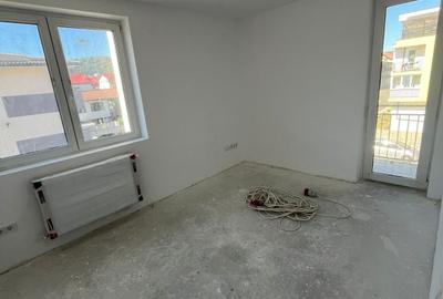 Apartament 3 camere 61mp! Semifinisat! Cu CF! Zona Profi Str. Eroilor! - 3