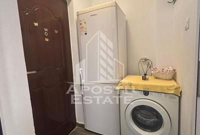 Garsoniera, decomandata, zona UMT - 7