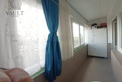 Apartament cu 3 camere semidecomandat în Alexandru Obregia