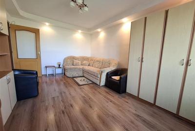 Apartament cu 2 camere decomandat, mobilat în Vasile Aaron