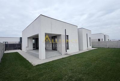Casa Individuala - 4 camere - 2 bai - 550mp teren - 4