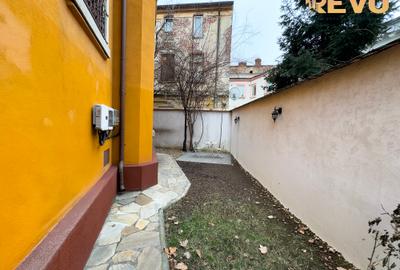 Victoriei -  Berzei |Vilă interbelică | 5 camere | 190mp | Curte | Comision 0% - 3