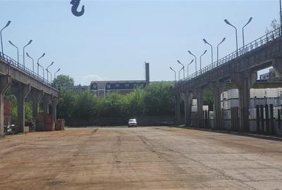 De inchiriat hala industriala, pod rulant, macara - 3