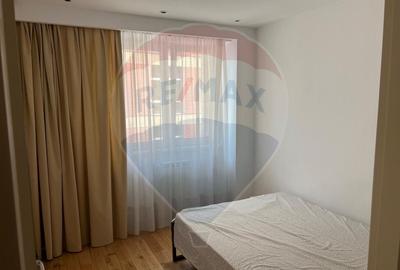 INCHIRIERE Apartament cu 3 camere tip duplex in zona Nordului - 20