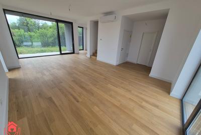 METROU LAMINORULUI (The Meadows)- Vila cu vedere catre lac, ne/mobilata luxury! - 8