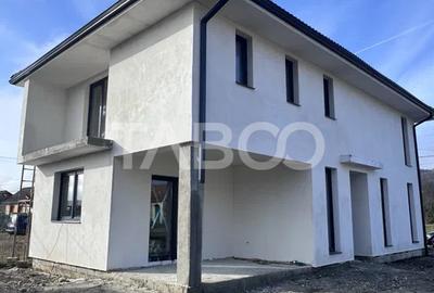 Casa individuala de vanzare 4 camere 300 mp teren Exterior Sibiu - 2