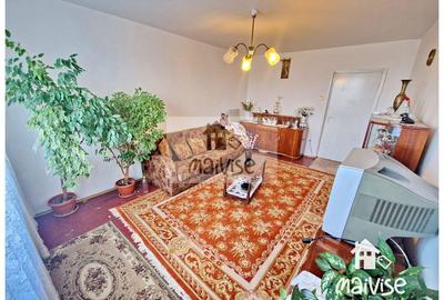 Apartament 3 camere de vanzare, zona Grivitei - 3
