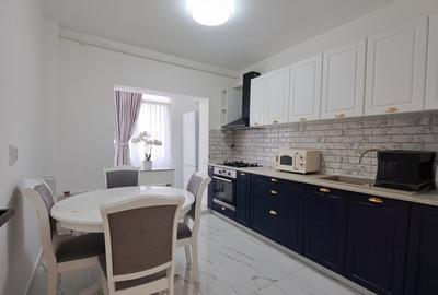 Apartament cu 3 camere decomandat în Dristor