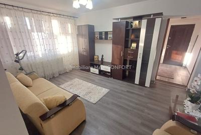 Apartament cu 2 camere nedecomandat în Școlilor