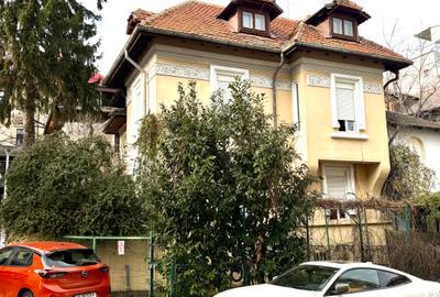 Vila de închiriat -  Piața Unirii - 1