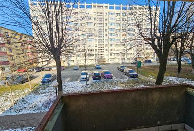 PROPRIETAR!! Apartament 3 camere Et 1 zona Victoria / Aleea Romanitei !! - 21